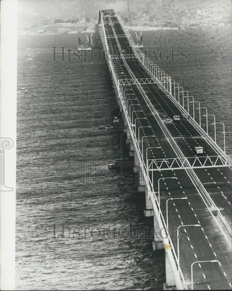 1974 Press Photo World's Fifth Largest Bridge Links Rio de Janeiro with Niteroi - Historic Images