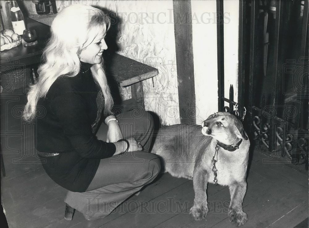 Press Photo Madame Cheval, Pet Puma - Historic Images