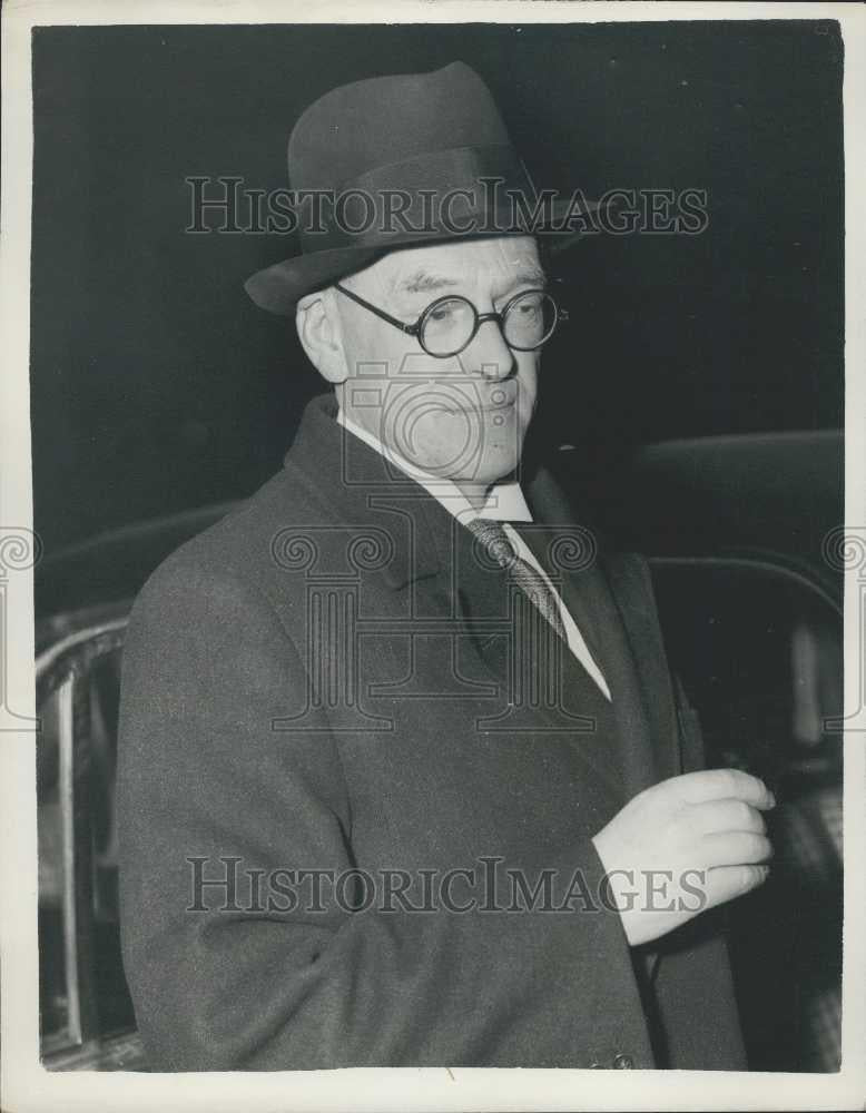 1957 Press Photo Inquiry Into the alleged bank rate Leakage Opens Lord Justice - Historic Images