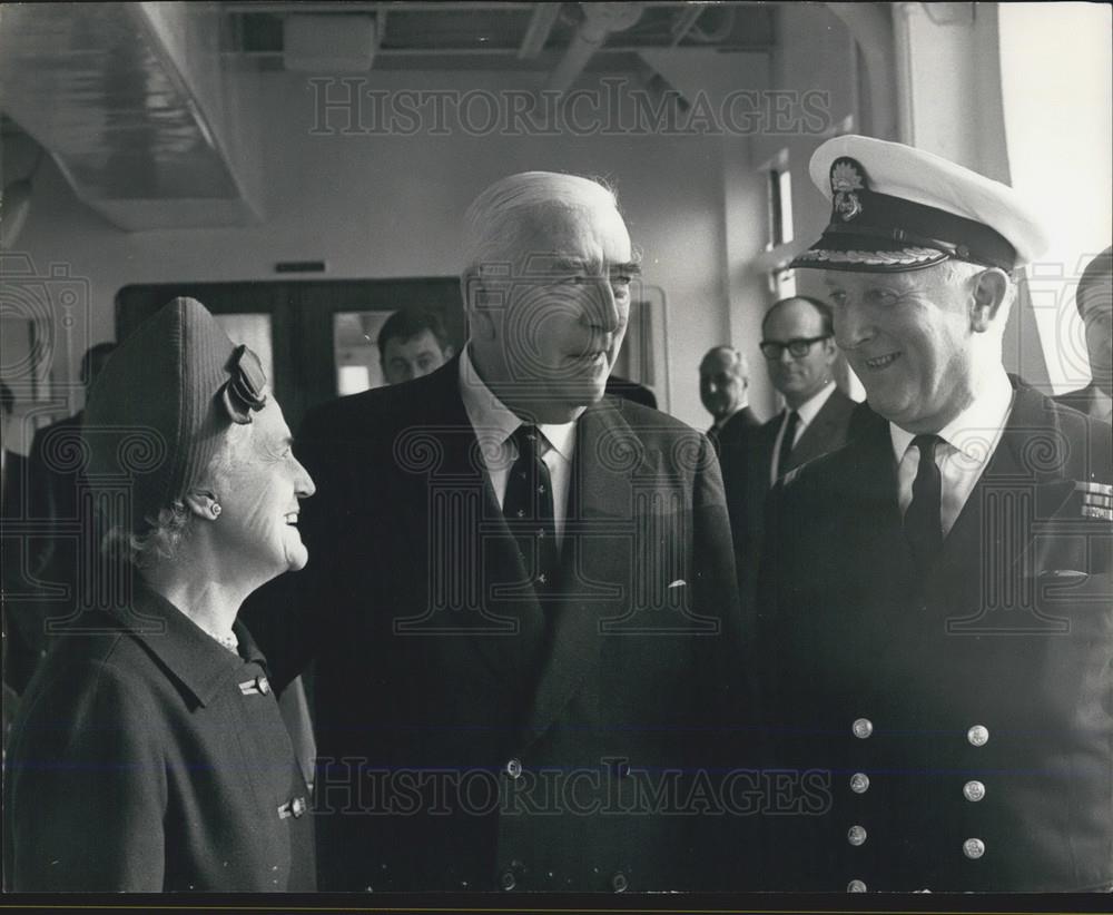 1968 Press Photo Sir Robert Menzies and his wife, Dame Pattie &amp;Capt Robert Fox - Historic Images