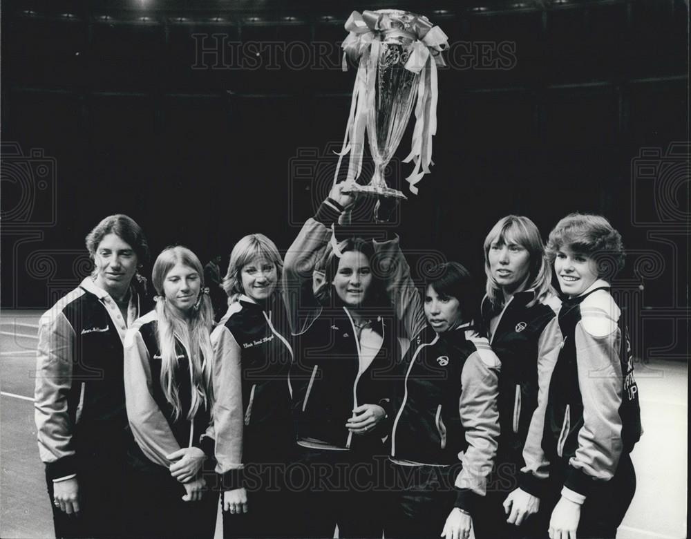 1980 Press Photo US Tennis Team, A Alimund, A Jaeger, C Evert, A Smith, R Casals - Historic Images