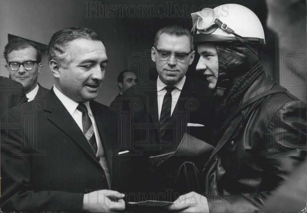 Press Photo FDP Chairman, Erich Mende - Historic Images