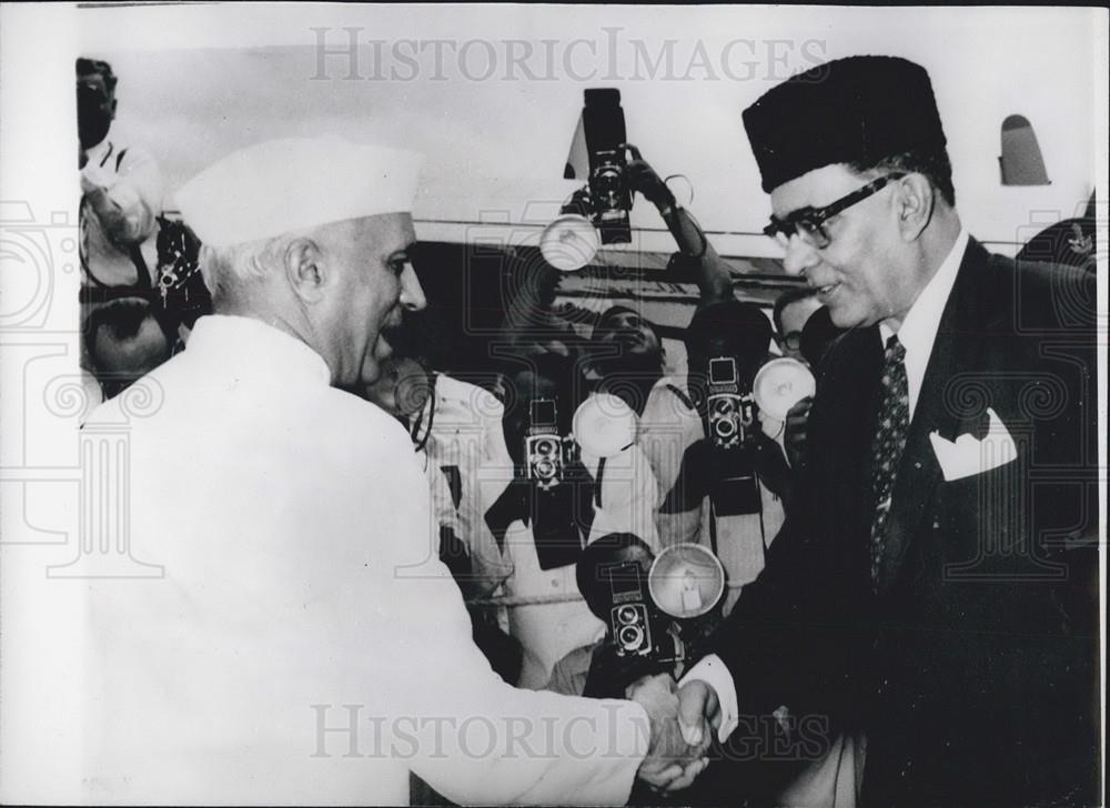 1958 Press Photo Prime Minister Firoz Khan Noon Pakistan Nehru India Delhi - Historic Images