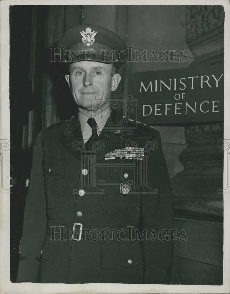 1953 Press Photo Europe's Supreme Allied Commander General Gruenther - Historic Images