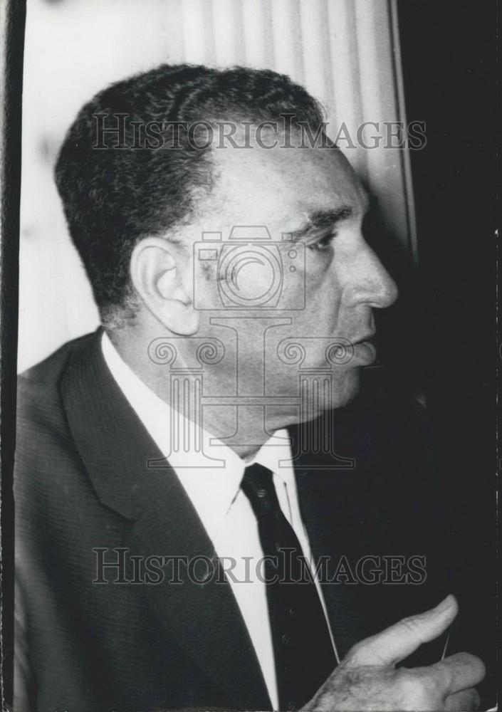 Press Photo Mohamed Abdullah Marzeban, Minister of Foreign Trade and Economy - Historic Images