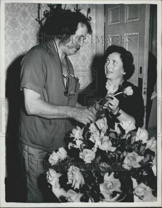 1961 Press Photo Madame L. Proskova Mayor of Lidice & the Rose of Lidice - Historic Images