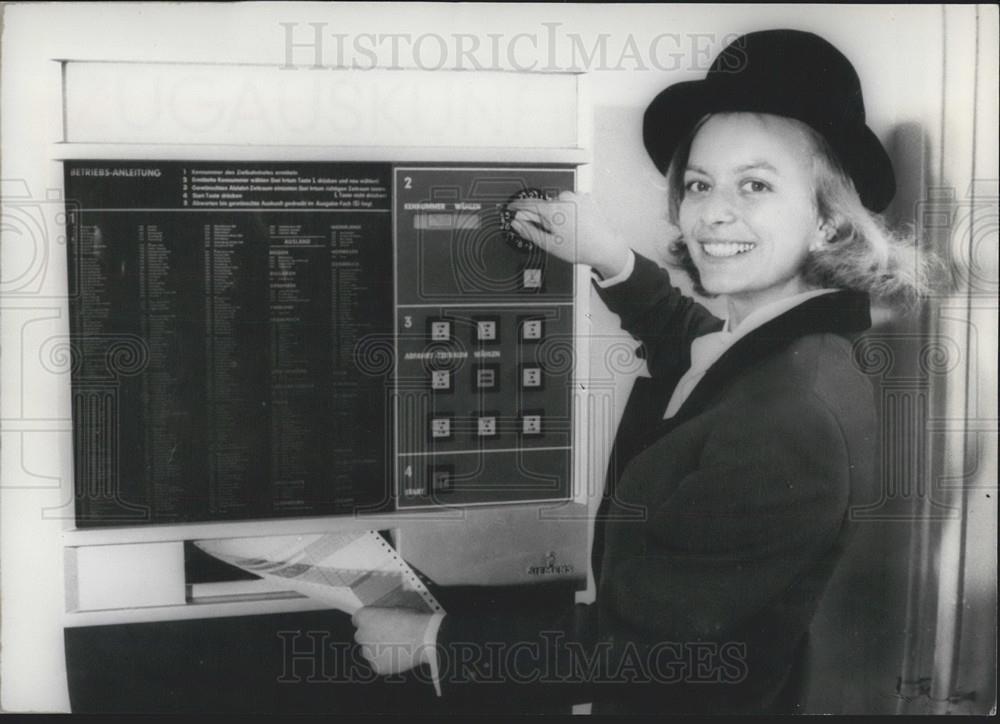 1965 Press Photo International Exhibition of Transport and Communications - Historic Images