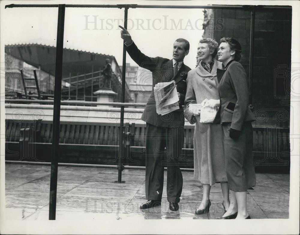 1953 Press Photo Young Australians in London - Historic Images