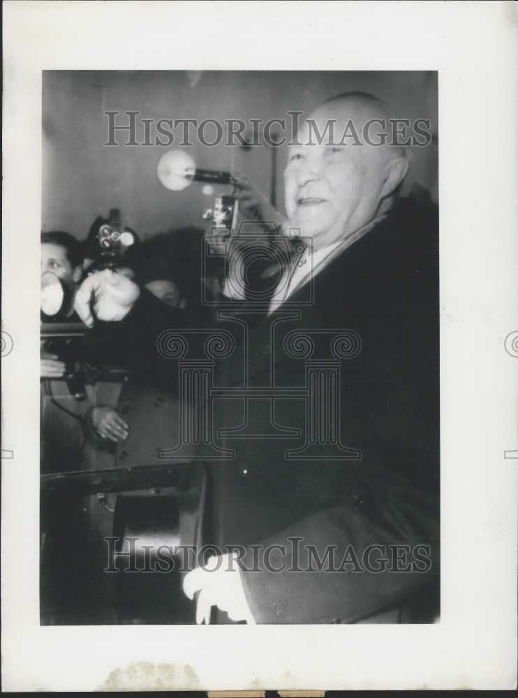 1957 Press Photo German Federal Republic Dr. Adenauer Chancellor - Historic Images