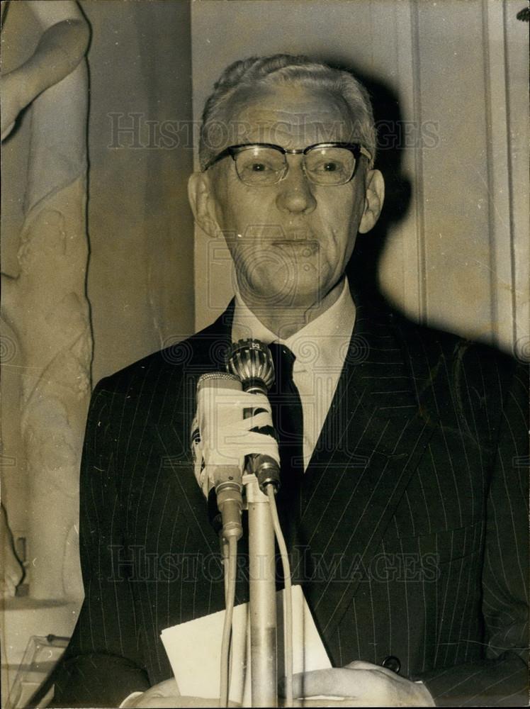 1972 Press Photo Ex Prime Minister Couve De Murville of France - Historic Images