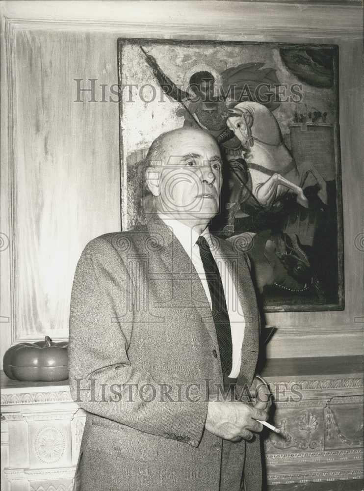 1974 Press Photo Mr Constantine Karras,who permanently resides in London - Historic Images