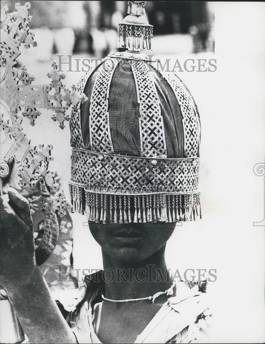 Press Photo Ethiopia: Coptic Church Acolyte - Historic Images