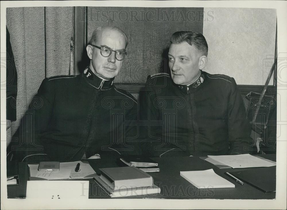 1954 Press Photo Salvation Army High Council Electing New Commander In Chief - Historic Images