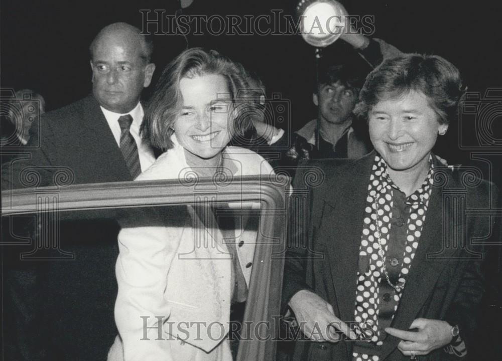 1990 Press Photo Former Swiss Justice Minister Elisabeth Kopp with Family - Historic Images