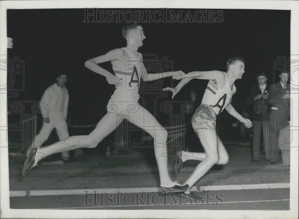 PHOTO ORIGINALE DE PRESSE D'ATHLÉTISME DE GORDON PIRIE DU 24 JUILLET 1961 PHOTO ORIGINALE DE PRESSE D'ATHLÉTISME DE GORDON PIRIE DU 24 JUILLET 1961