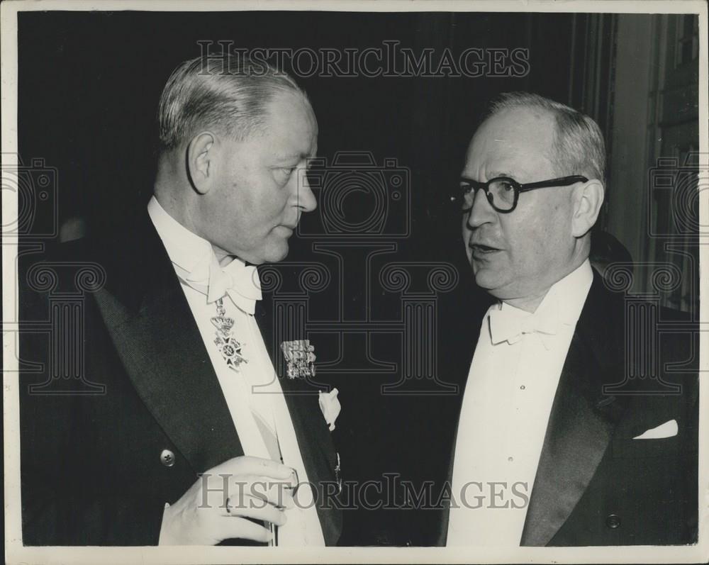 1954 Press Photo Netherlands Ambassador Mons Dirk Uipko Stikker Halvard Lange - Historic Images