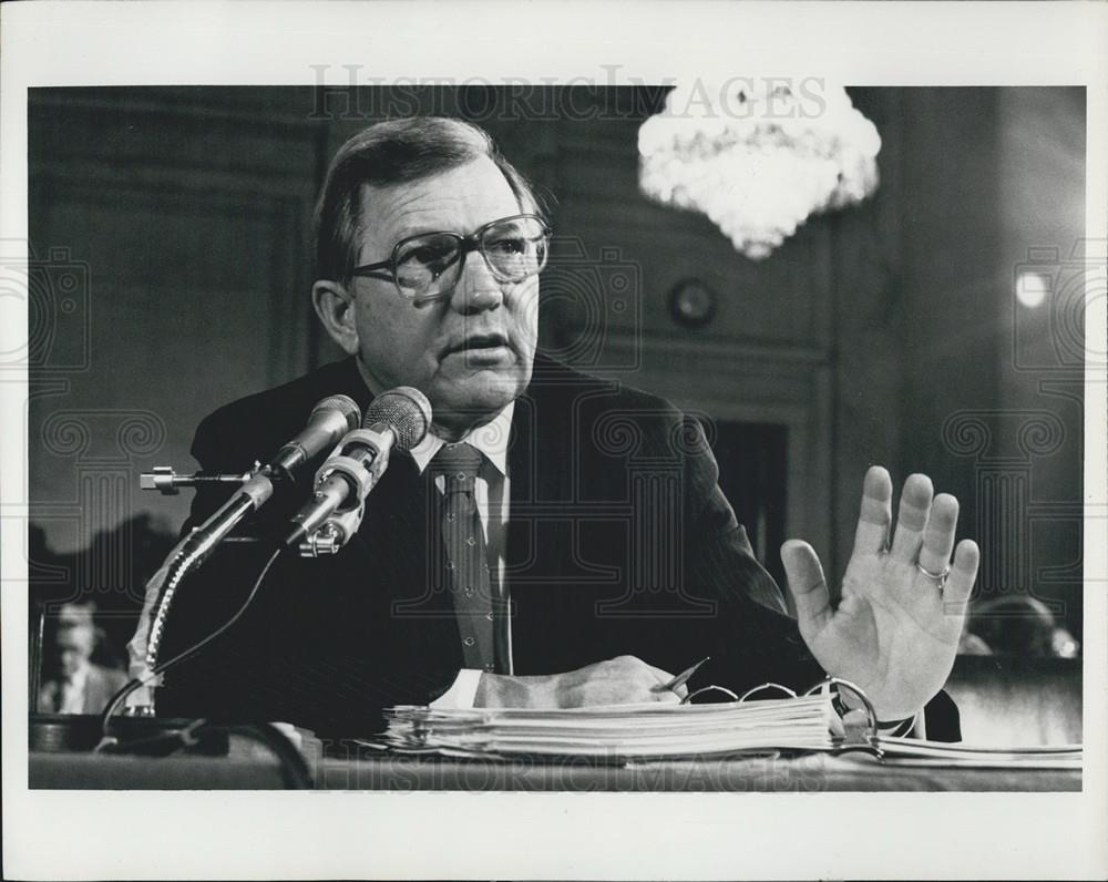 Press Photo Unknown Man at Press Conference - Historic Images