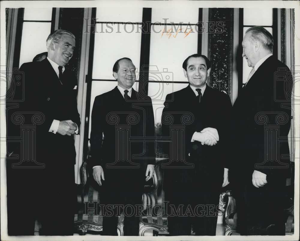 1954 Press Photo Agreement reached by nine at power conference - Historic Images