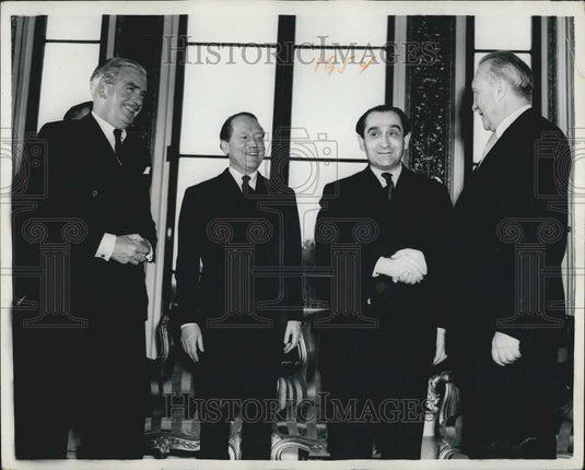 1954 Press Photo Agreement reached by nine at power conference - Historic Images
