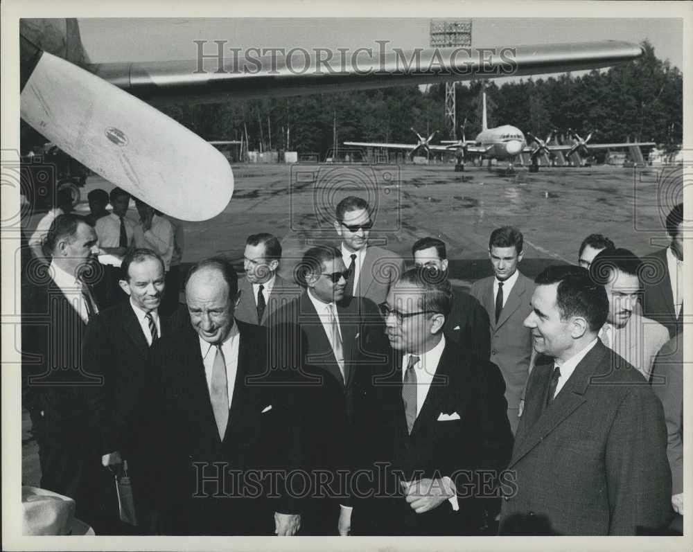 1963 Press Photo U.N. Secretary-General U Thant Arrives In Moscow - Historic Images