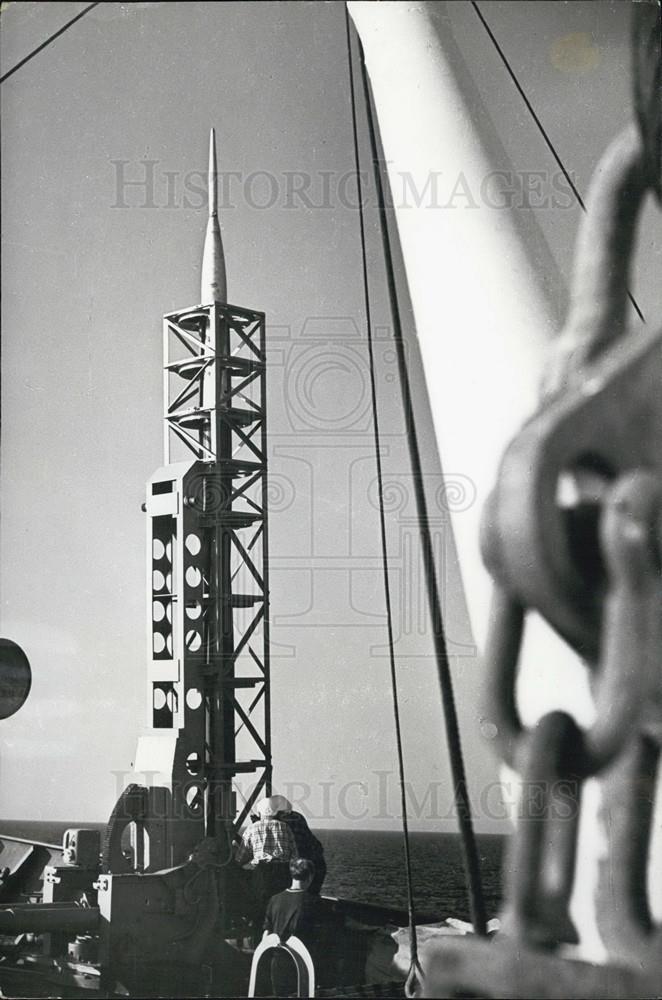 1960 Press Photo The Weather Ship Being Raised To Position For Launch - Historic Images