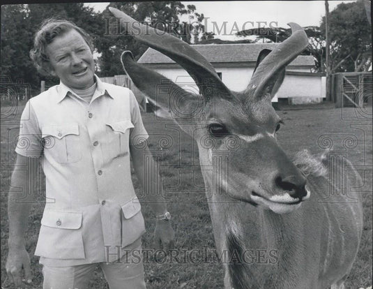 Press Photo Don Hunt, Animal Catcher, Kenya - Historic Images