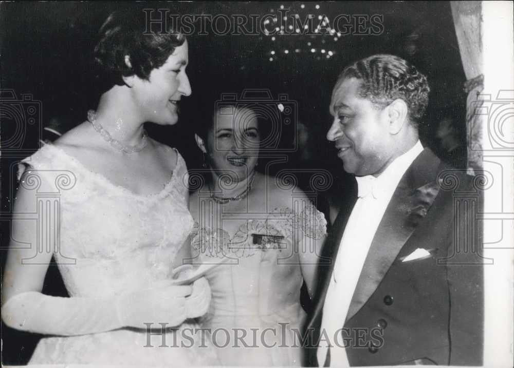 1954 Press Photo President Coty of France&#39;s First Reception - Historic Images