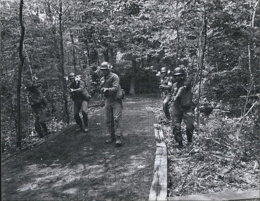 Press Photo Army bonic training center Fort Dix N.J. - Historic Images
