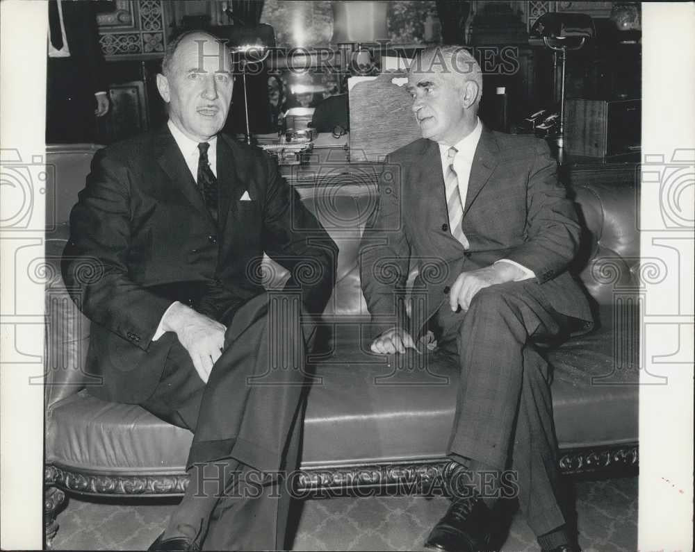 1969 Press Photo The Dutch Foreign Minister, Mr. Joseph Luns &amp;Michael Stewart - Historic Images