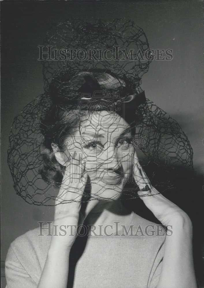 1960 Press Photo Straw Crown Hat Black Veil by Jane Blanchot and Marc Olivier - Historic Images