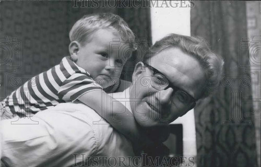 Press Photo Albert Murray Is On  Children's Committee of the L.C.C - Historic Images