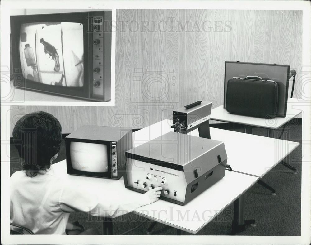 Press Photo Luggage Inspection System Developed by the Bendix Corporation - Historic Images