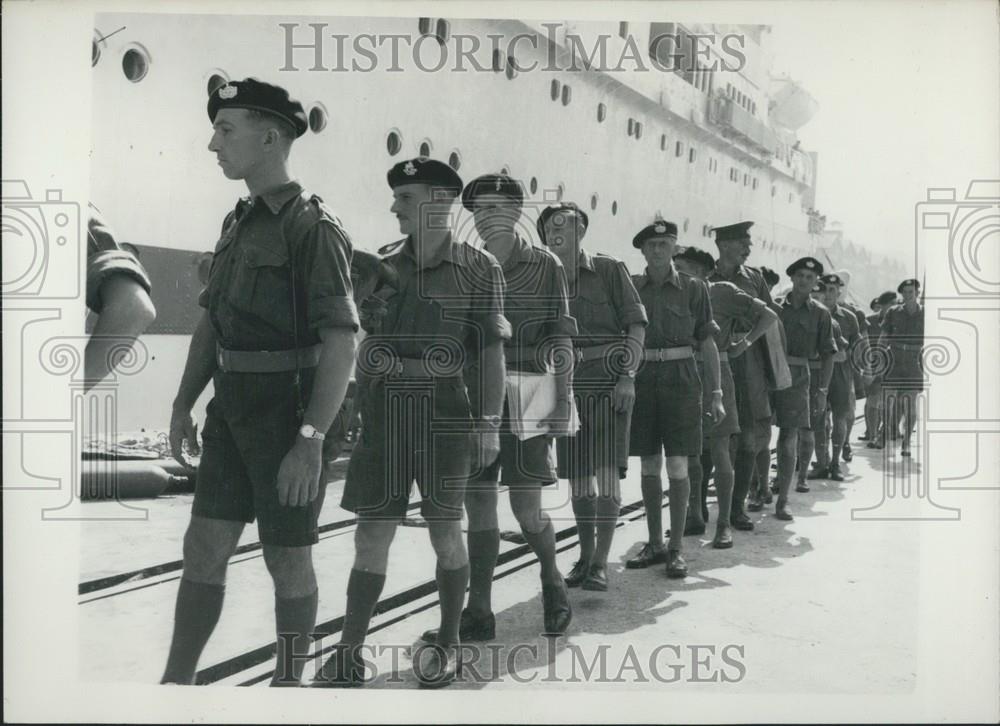 1953 Press Photo Ex-Prisoners Of War Leave Japan For United Kingdom - Historic Images