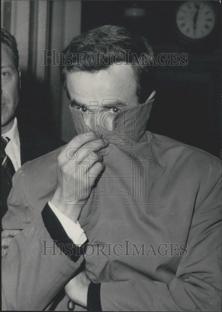 1960 Press Photo Jacobus Garcia, thief in custody - Historic Images