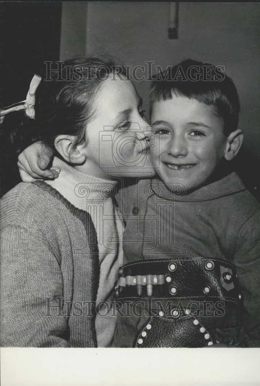 1959 Press Photo Life Saver Jocelyne with brother Alain Warehouse Fire Survivors - Historic Images
