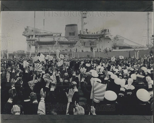 1965 Press Photo Japanese Antarctic observation ship  ''Fuji'', - Historic Images