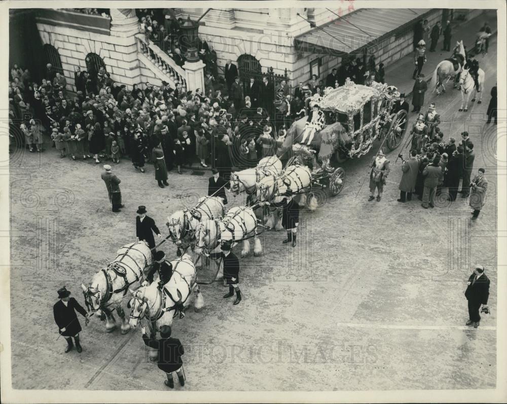 1957 Press Photo New Lord Mayor London Coach Mansion House General Scene - Historic Images
