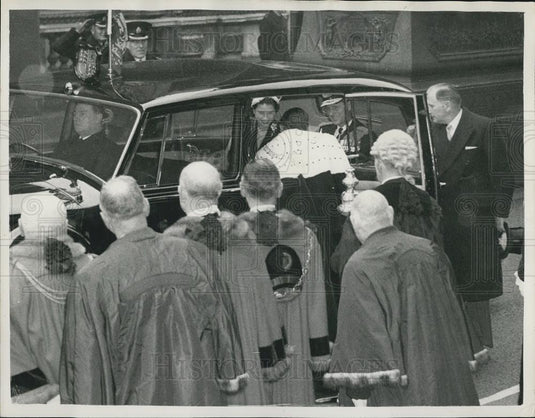 1956 Press Photo Queen and Duke Drive to Guildhall for "Welcome Home" Luncheon - Historic Images
