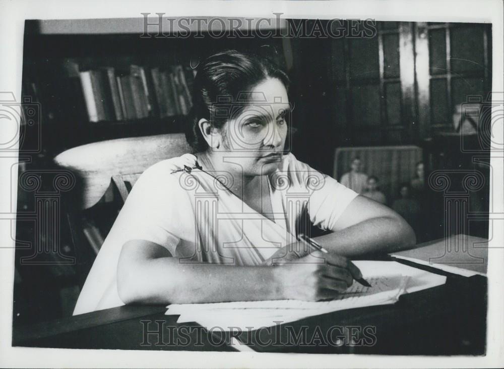 1960 Press Photof Mrs. Bandaranaike who may be Ceylon's Prime Minister. - Historic Images