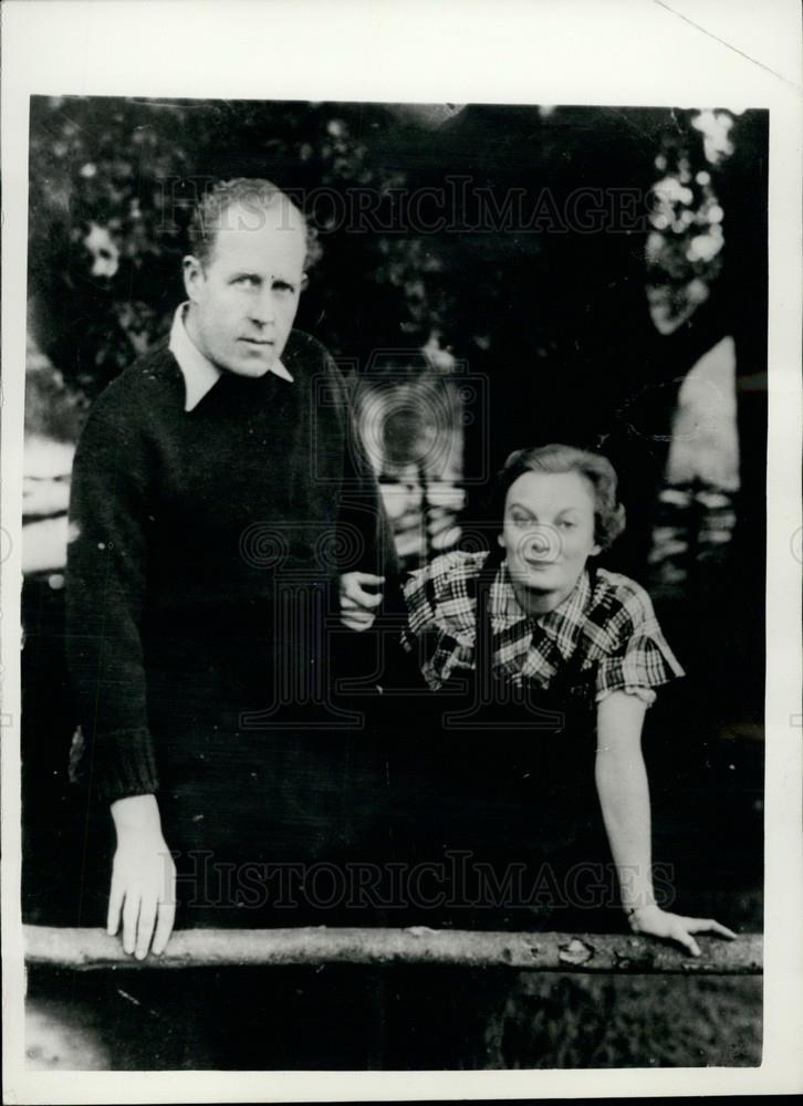 1960 Press Photo Princess Margaret Engaged to Photographer - Historic Images