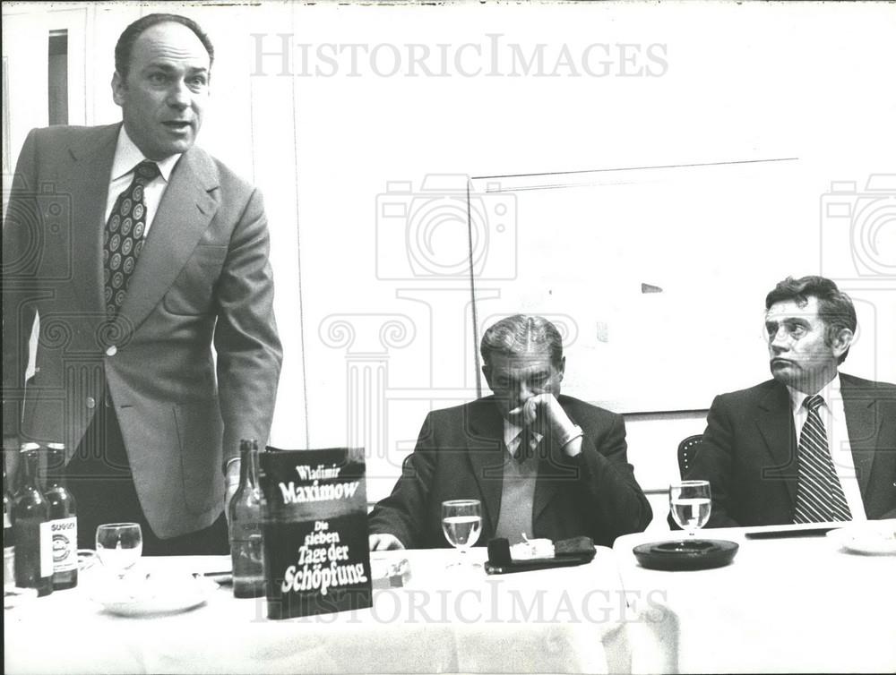 1974 Press Photo Wladimir Maximow Chooses to write for the West - Historic Images