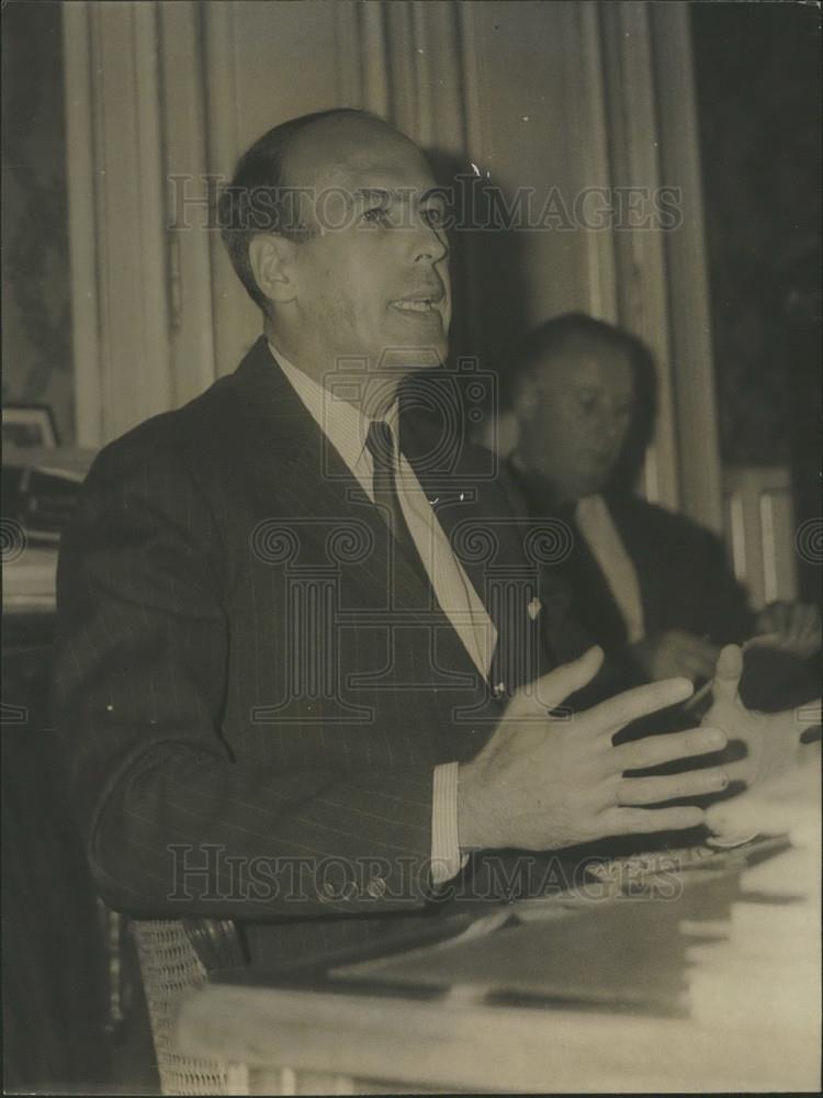 1965 Press Photo French Finance Minister Holds Press Conference - Historic Images