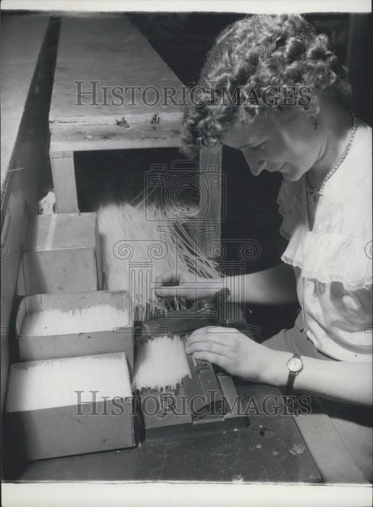 Press Photo Ballpoint Pen Manufacturing - Historic Images
