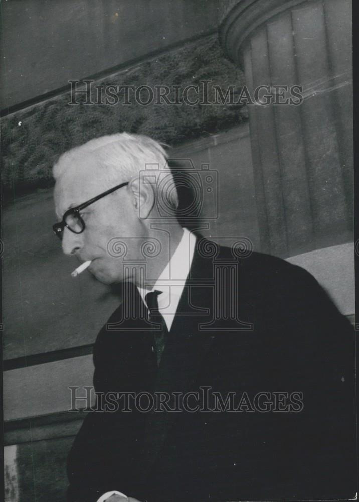 1961 Press Photo Peugeot Kidnapping Case Magistrate Michel Renard - Historic Images