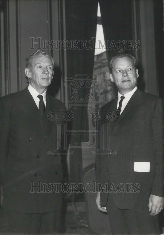1967 Press Photo French Foreign Minister Couve de Murville & Willy Brandt - Historic Images