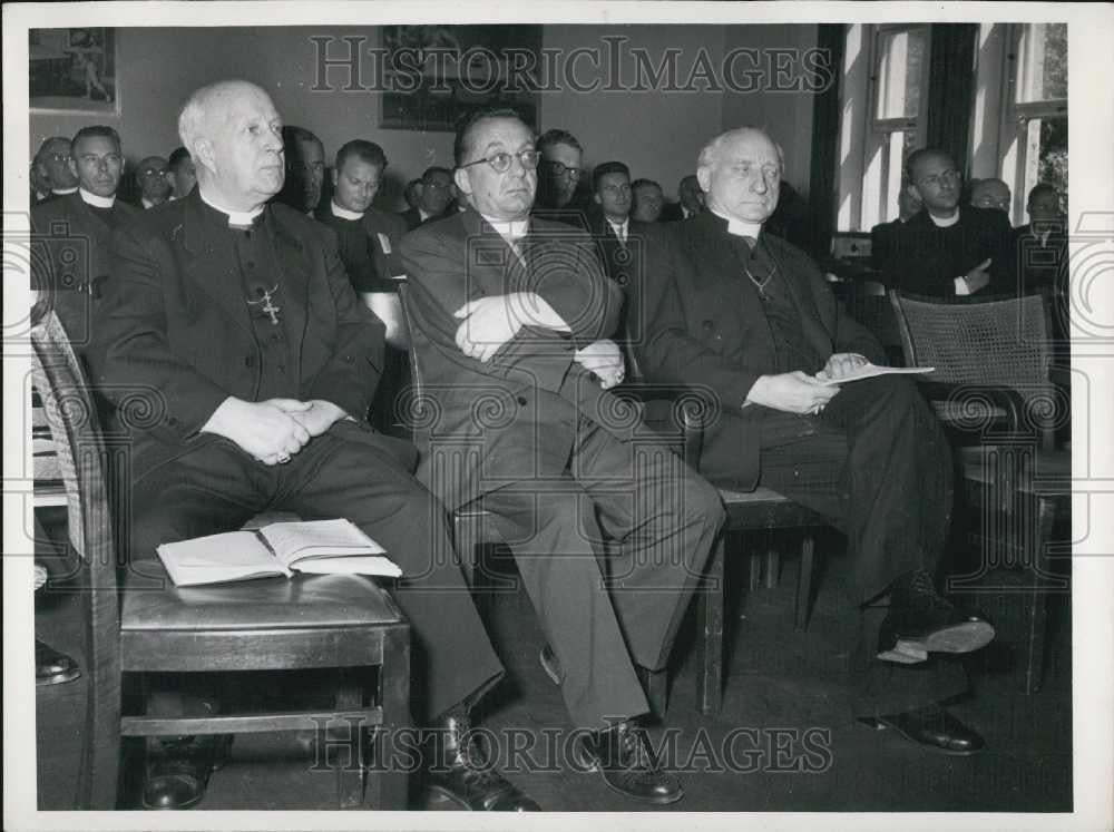 Press Photo 16th International Meeting of Old-Catholic Church - Historic Images