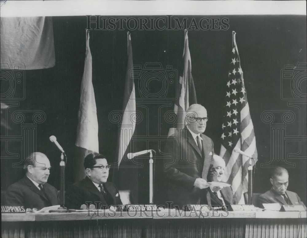 1964 Press Photo Michael Stewart at Opening of SEATO Council - Historic Images