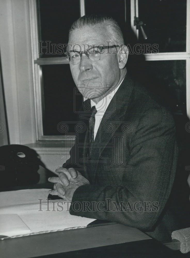 1963 Press Photo Right Hon Lord Drumalbyn of Whitesands,Minister Of State - Historic Images