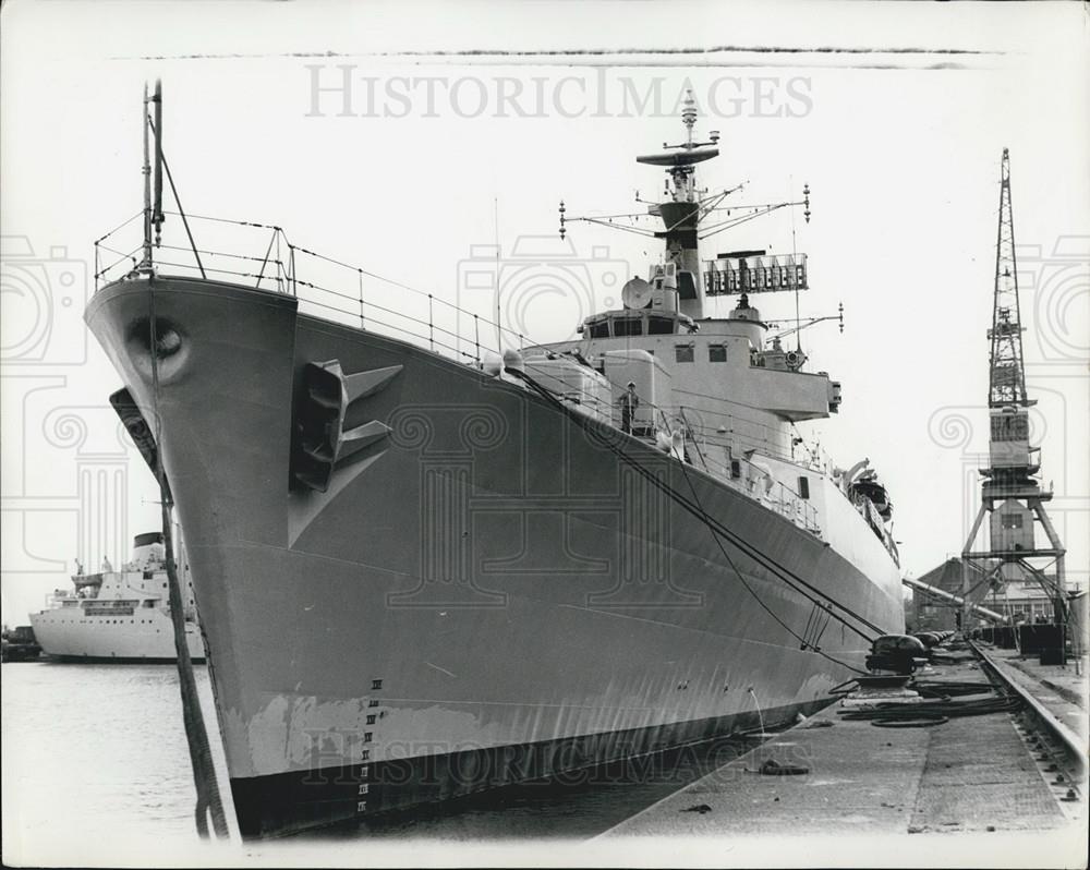 1963 Press Photo Britain&#39;s Latest Missile Ship the Kent - Historic Images