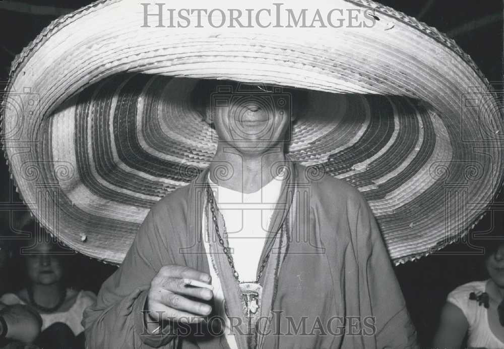 1959 Press Photo Franz Eska Munich Ceramicer Lecturer Academy Schwabing Carneval - Historic Images